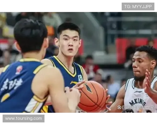 篮协裁定广东对南京一战邬挺嘉犯规不构成违体引热议判罚标准讨论